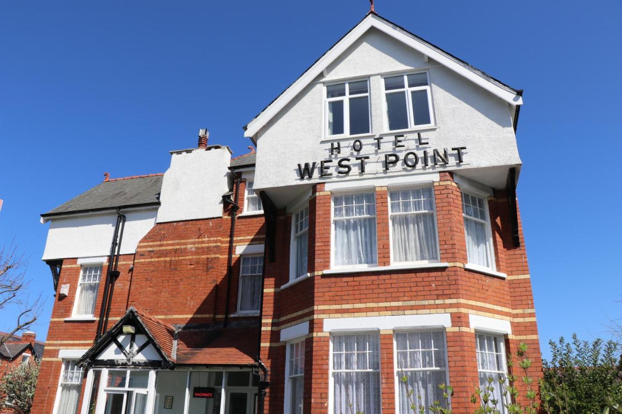 West Point Hotel Bed And Breakfast Colwyn Bay Extérieur photo