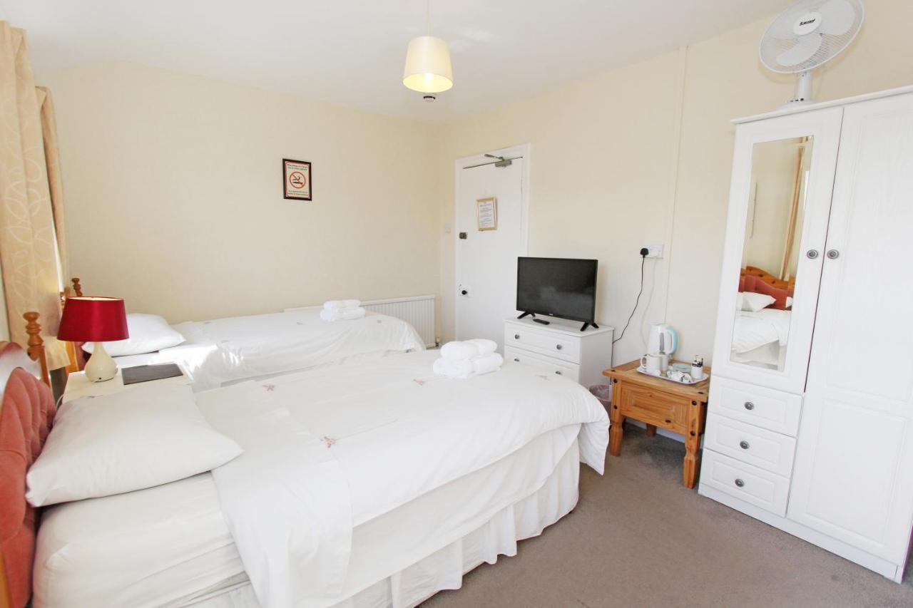 West Point Hotel Bed And Breakfast Colwyn Bay Extérieur photo