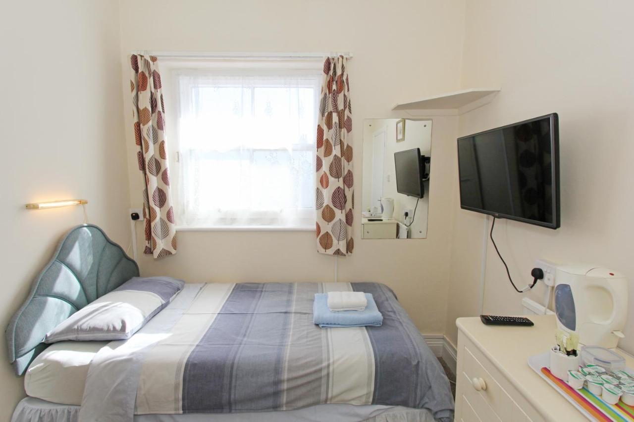 West Point Hotel Bed And Breakfast Colwyn Bay Extérieur photo