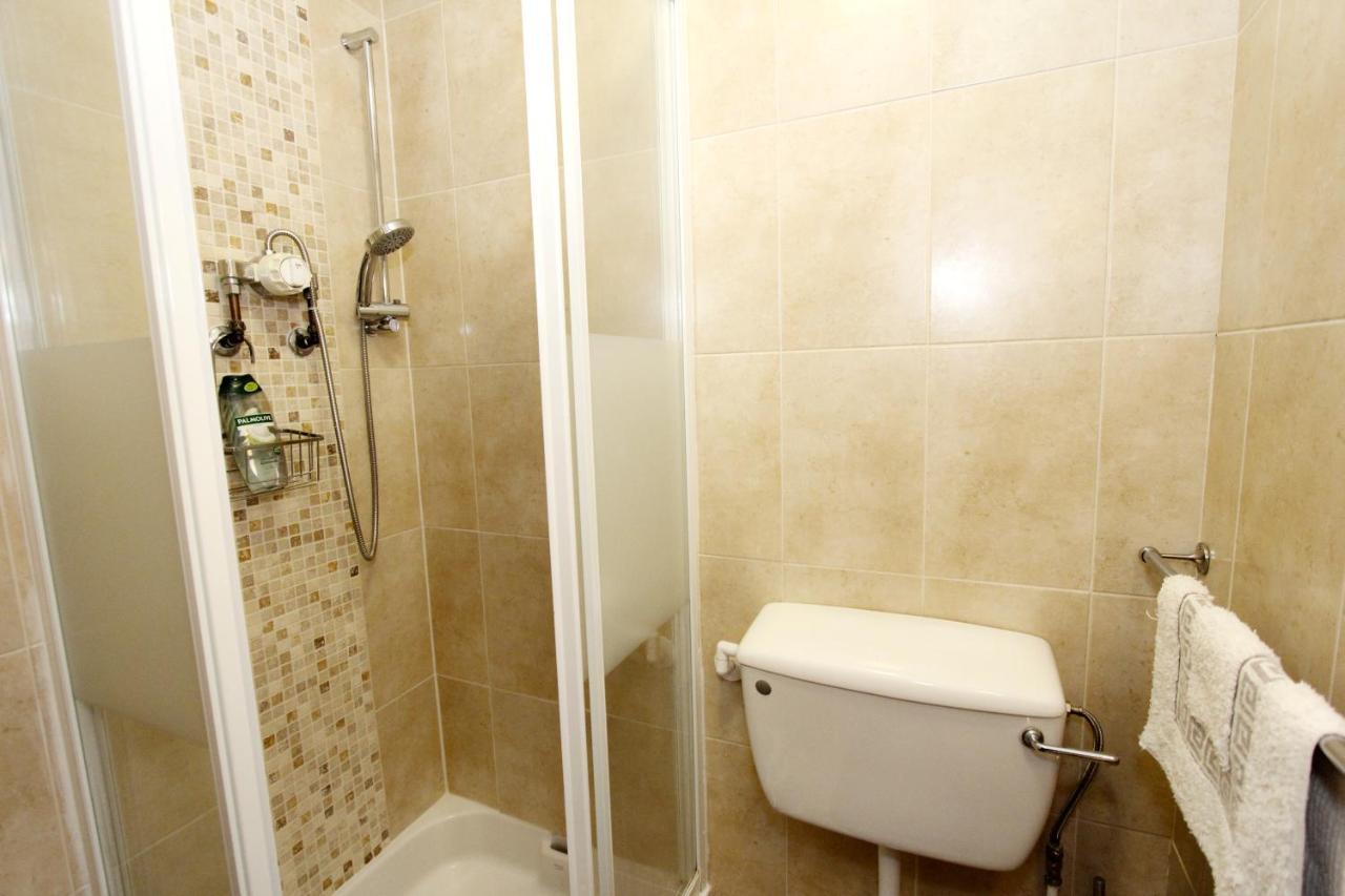 West Point Hotel Bed And Breakfast Colwyn Bay Extérieur photo