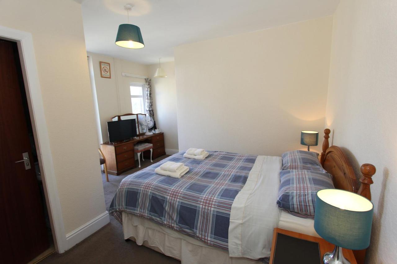 West Point Hotel Bed And Breakfast Colwyn Bay Extérieur photo