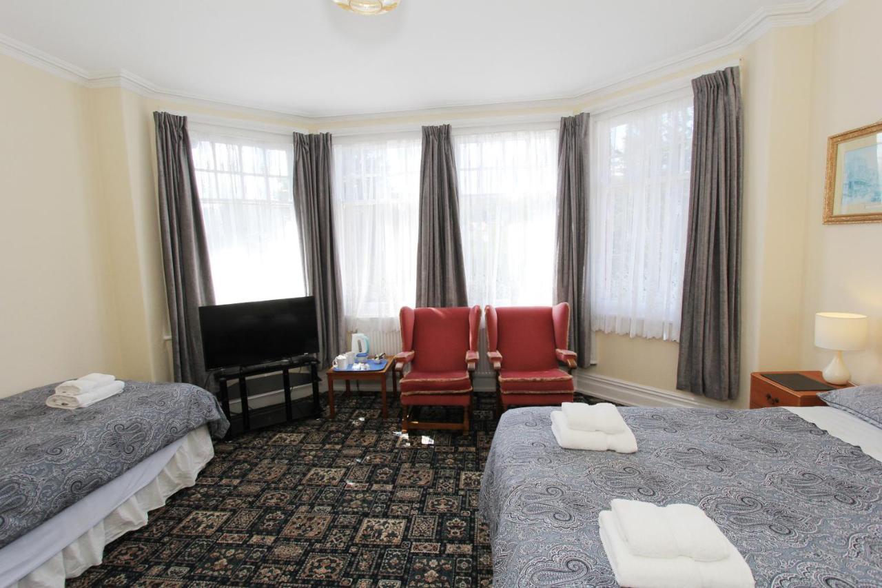 West Point Hotel Bed And Breakfast Colwyn Bay Extérieur photo