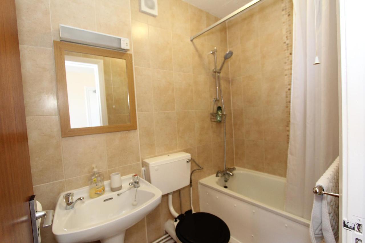 West Point Hotel Bed And Breakfast Colwyn Bay Extérieur photo
