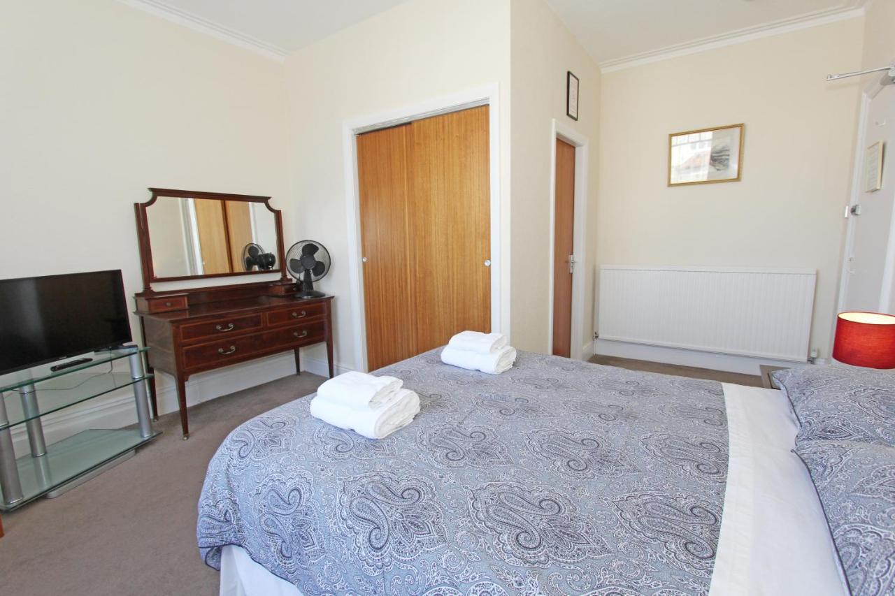 West Point Hotel Bed And Breakfast Colwyn Bay Extérieur photo
