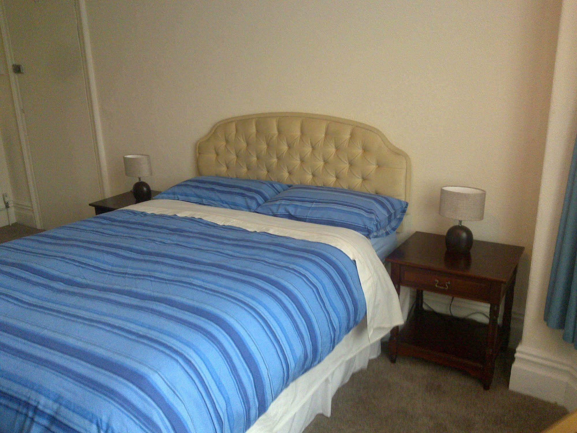 West Point Hotel Bed And Breakfast Colwyn Bay Extérieur photo
